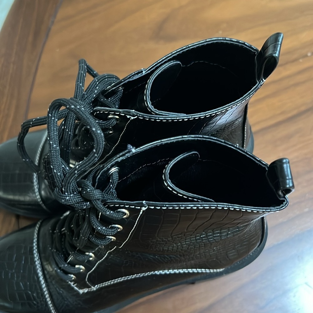 Booties - Picture 5 of 9